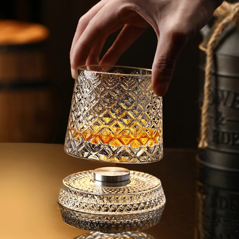 Yamazaki Home Bathroom Storage - Verres à whisky rotatifs avec Base