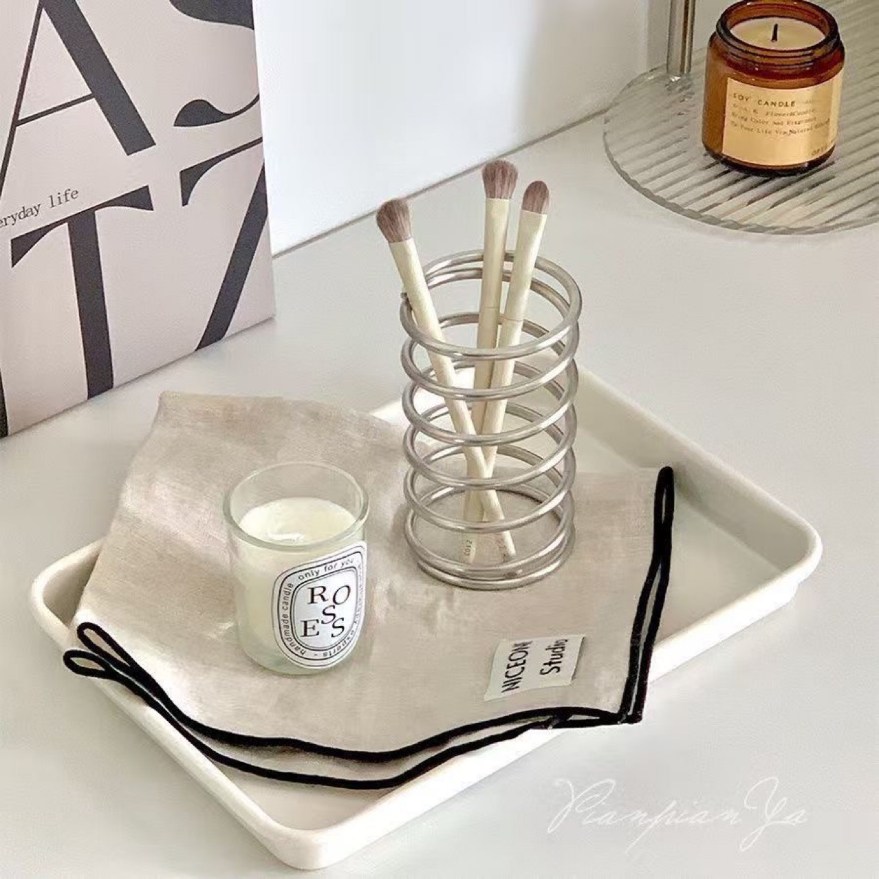 Support de brosse à dents en a - Tiny Home Bathroom Kit avis et prix